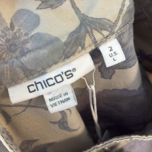Chico's Floral feminine utility twill Jacket denim style light khaki purple Lrg - Picture 11 of 17